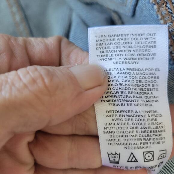 Kensie Embellished Distressed Jean Jacket Women M Denim Blue Long Sleeve Patches - Picture 12 of 12